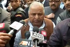 No Dispute With Akhilesh, Says Father Mulayam Singh Amid 'Cycle' War No Dispute With Akhilesh, Says Father Mulayam Singh Amid 'Cycle' War