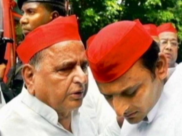 Mulayam Singh's Climbdown Has Desired Effect: A Meeting With Son Akhilesh