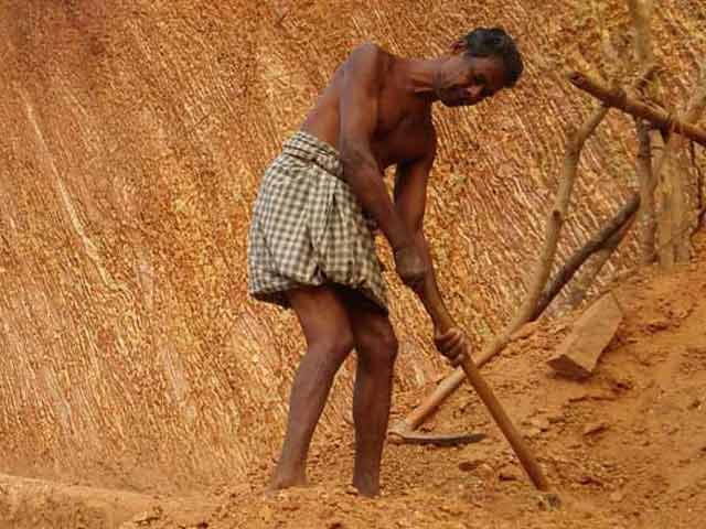 Kerala Man, Semi-Paralysed, Has Dug For 3 Years. Finally, He Has A Road