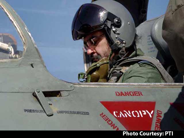 Air Force Chief BS Dhanoa Flies MIG-21 Fighter Solo