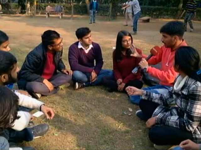 Students Debate On Liquor Ban