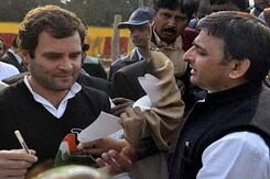 Congress Beats Akhilesh Yadav To It, Announces Uttar Pradesh Alliance Congress Beats Akhilesh Yadav To It, Announces Uttar Pradesh Alliance