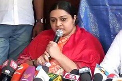 Jayalalithaa's Niece Deepa Jayakumar Says 'Party Wants Me, Not Sasikala' Jayalalithaa's Niece Deepa Jayakumar Says 'Party Wants Me, Not Sasikala'