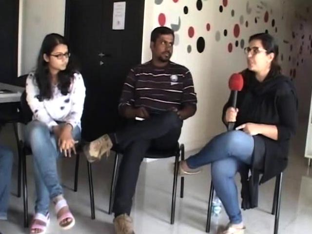 Restaurant Service Charge: To Pay Or Not?