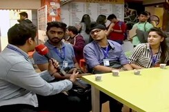 मेरी आवाज सुनो : क्या हिंदी बोलना शर्म की बात है? मेरी आवाज सुनो : क्या हिंदी बोलना शर्म की बात है?