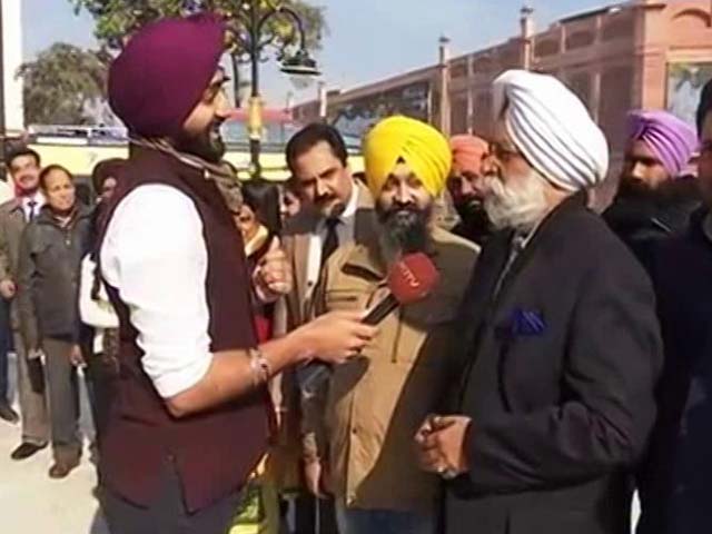 Is Punjab For Or Against Politicians Like Navjot Sidhu Switching Parties?