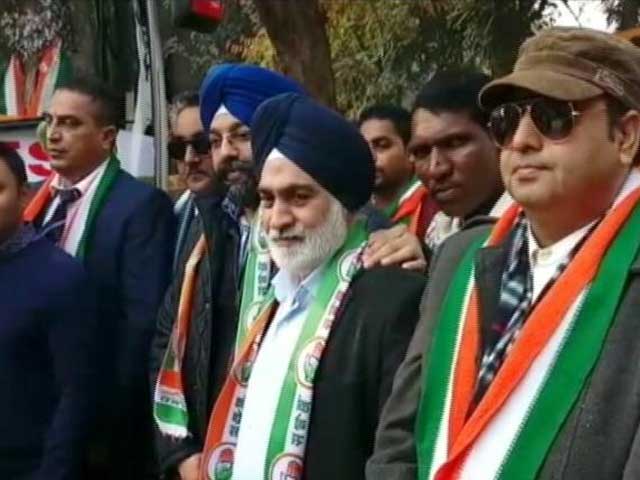 पंजाब चुनाव में कांग्रेस का प्रचार करने पहुंचे 400 NRI