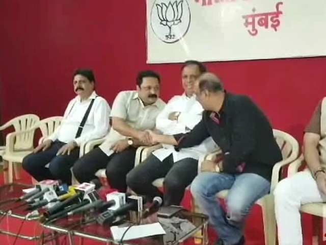 मुंबई कांग्रेस की आपसी लड़ाई में राहुल गांधी ने दिया दखल