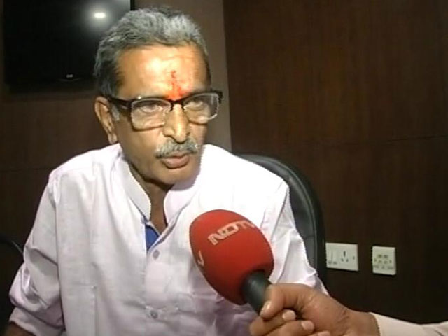 अपनी जान पर खेलकर लोगों को आग से बचाने वाले 'गुमनाम हीरो' को पद्म सम्मान