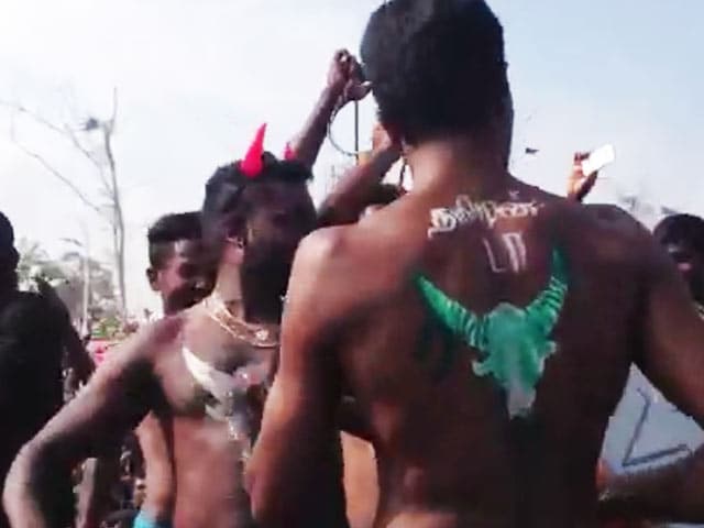 Video : Protestors Had Bulls Painted On Their Bodies And Performed Folk Dances