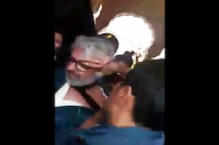 'पद्मावती' के सेट पर तोड़-फोड़ : फिल्म निर्देशक संजय लीला भंसाली के साथ मारपीट 'पद्मावती' के सेट पर तोड़-फोड़ : फिल्म निर्देशक संजय लीला भंसाली के साथ मारपीट