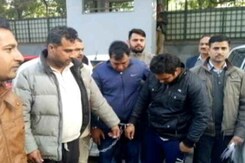 MoJo@7: नकली नोट छापने के मामले में हुई एक और गिरफ्तारी MoJo@7: नकली नोट छापने के मामले में हुई एक और गिरफ्तारी