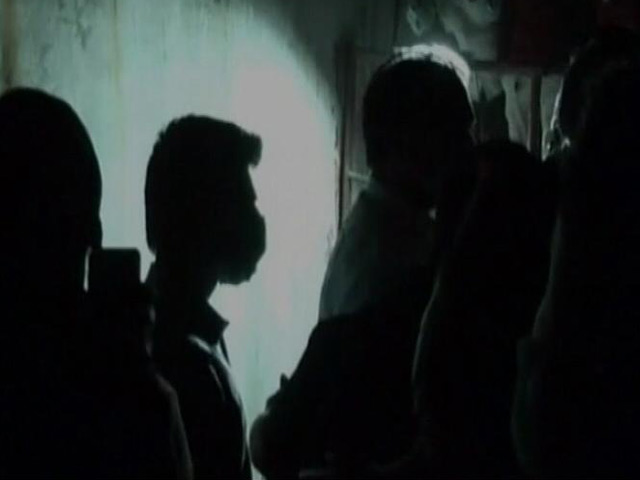 लातूर : कैमिकल की टंकी साफ करने उतरे 9 मजदूरों की जहरीली गैस से मौत