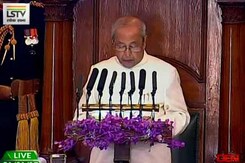 Government Committed To '<i>Sabka Saath Sabka Vikas</i>,' Says President Government Committed To '<i>Sabka Saath Sabka Vikas</i>,' Says President