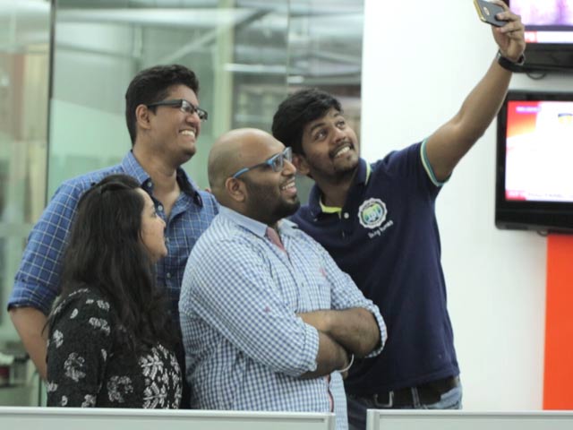 Smartphones That Help You Take Better Selfies