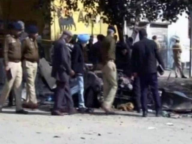 Video : Bathinda Blast: Death Toll Rises To 6, Police Seek NSG Help