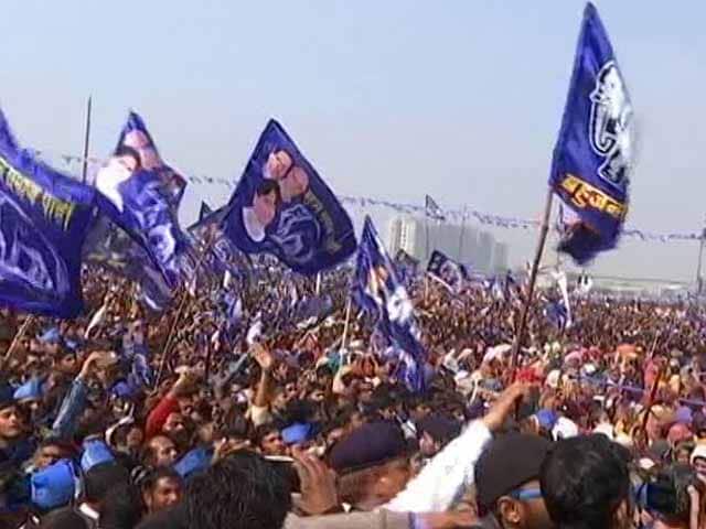 Video : UP Elections 2017: Only BSP can defeat SP and BJP, Mayawati Tells voters