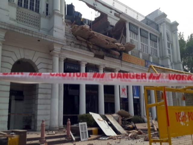 कनॉट प्लेस में इमारत की छत ढही, हादसे में कोई घायल नहीं