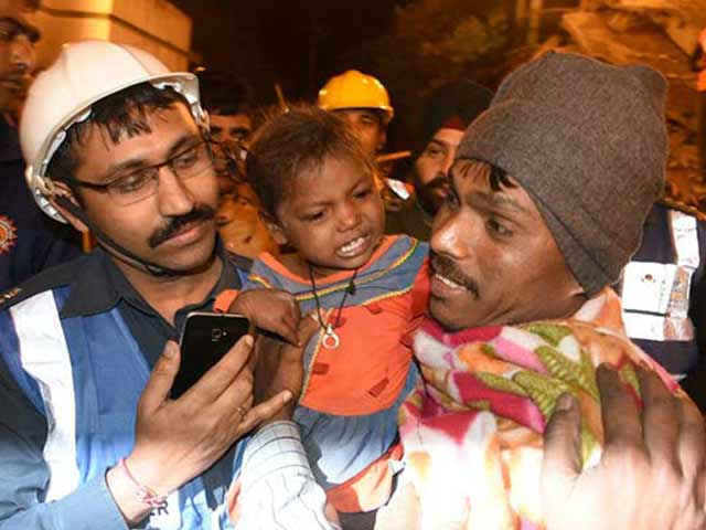 5 Dead, 25 Feared Trapped In Kanpur Building Collapse, 3-Year-Old Rescued