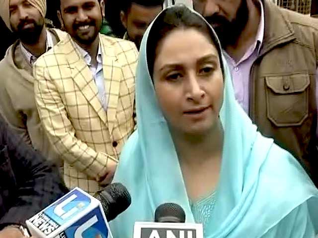 पंजाब: केजरीवाल और संजय सिंह बाहरी लोग, इन्‍हें जनता वापस घर भेजेगी- हरसिमरत कौर बादल