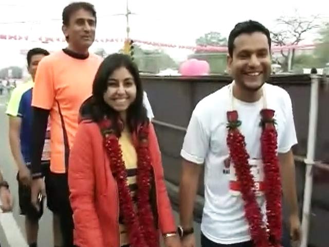Video : जयपुर में मैराथन का हिस्‍सा बन गई फिटनेस के दीवाने जोड़े की शादी