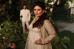 Kareena Returns To Ramp At LFW Finale Kareena Returns To Ramp At LFW Finale