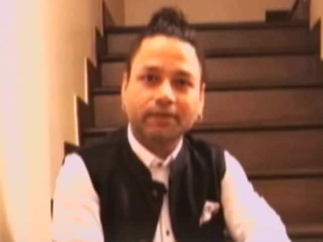 Kailash Kher Supports 'Pledge Your Heart' Campaign
