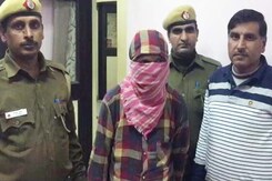 बच्चियों का शारीरिक शोषण करने का आरोपी गिरफ्तार बच्चियों का शारीरिक शोषण करने का आरोपी गिरफ्तार