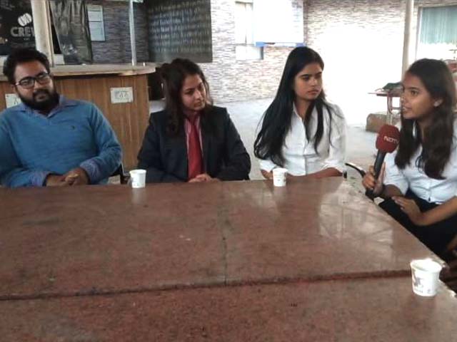 Is Minimum Education Required For Our Leaders?