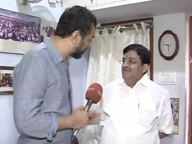 Video : BJP Can Give Moral Support, Says AIADMK Veteran Backing O Panneerselvam