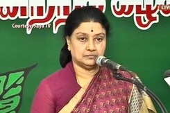 Near-Perfect Attendance As Sasikala Attacks 'Traitor' Panneerselvam Near-Perfect Attendance As Sasikala Attacks 'Traitor' Panneerselvam