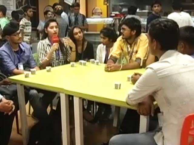 मेरी आवाज सुनो : क्या हम अंग्रेजी के मोह में बह रहे हैं?