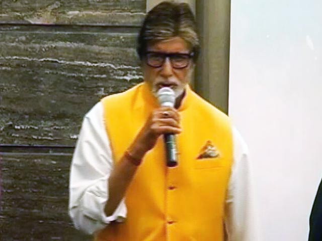 Video : किरोड़ीमल कॉलेज के थियेटर के रेनोवेशन के लिए 51 लाख रुपये देंगे अमिताभ बच्चन