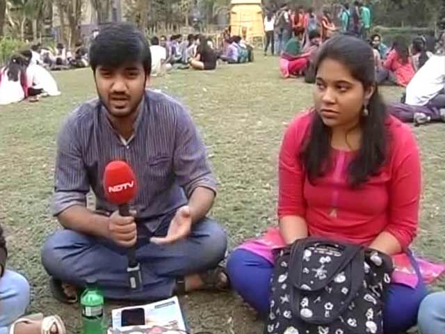 Governance Best In Democracy? Students Debate