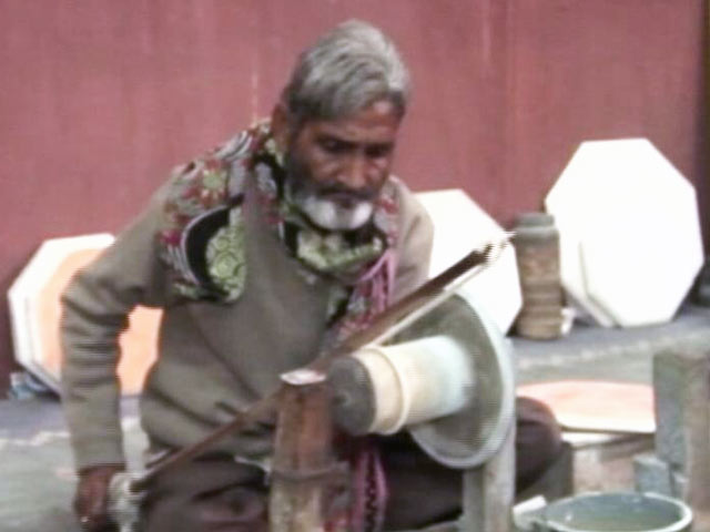 आगरा के पर्यटन और चमड़ा उद्योग पर नोटबंदी की मार