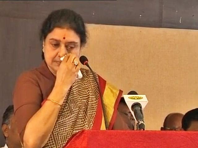 Video : Sasikala, In Tears, Reveals To Lawmakers 'Jayalalithaa's Last Words'