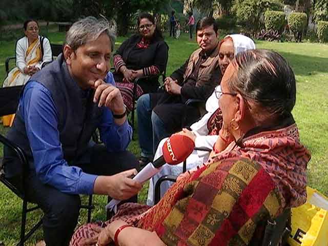 प्राइम टाइम : जाति, धर्म से बाहर विवाह कितना मुश्किल?