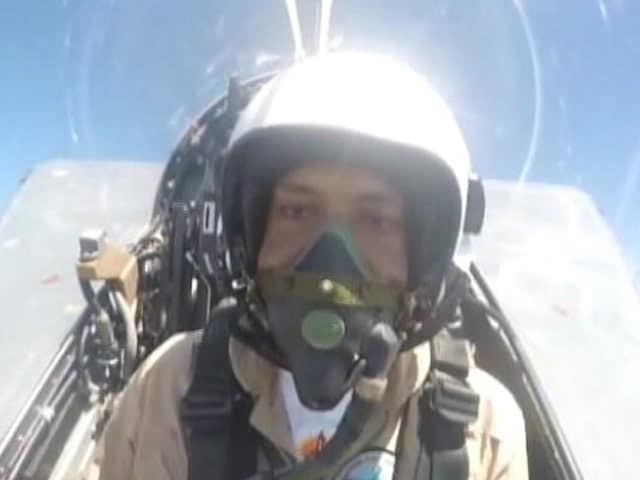 Videos : Exclusive : पहली बार लड़ाकू विमान 'तेजस' में किसी पत्रकार ने भरी उड़ान