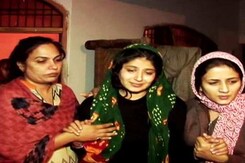 Hours After Major Satish Dahiya's Death in Kashmir, Wife Got His Anniversary Gift Hours After Major Satish Dahiya's Death in Kashmir, Wife Got His Anniversary Gift