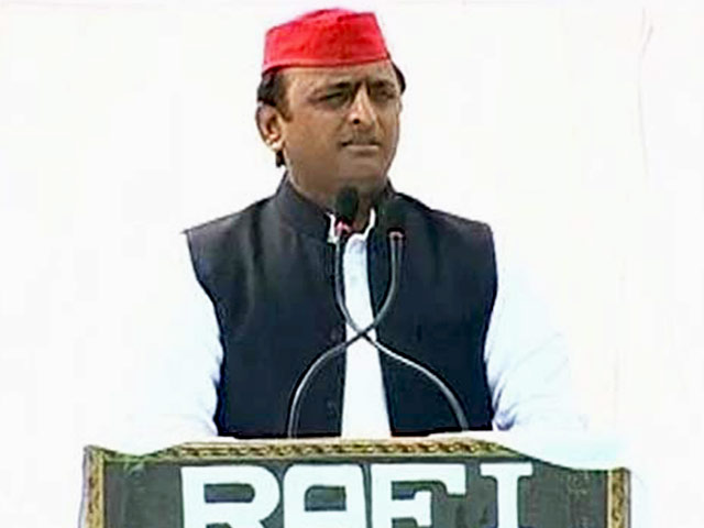 यूपी विधानसभा चुनाव 2017 : अच्छे दिन के नाम पर सबको लाइन में खड़ा कर दिया PM ने : अखिलेश यादव