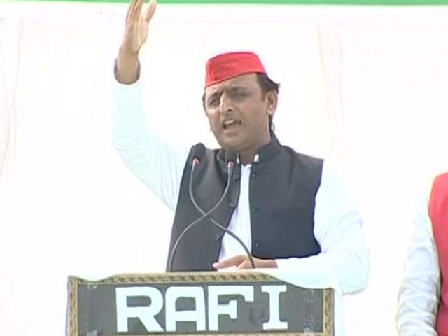 '<i>Ganga Ki Kasam</i>': How Akhilesh Yadav Responded To PM's '<i>Bijli</i>' Barb