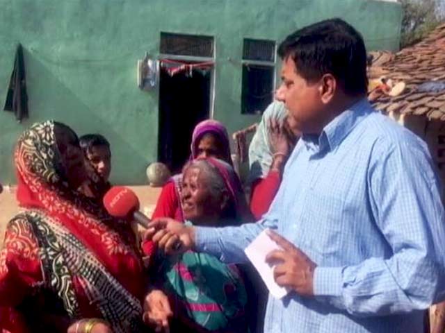 बबीना से ग्राउंड रिपोर्ट : महिला मतदाताओं में उत्साह, विकास के लिए डालना चाहती हैं वोट