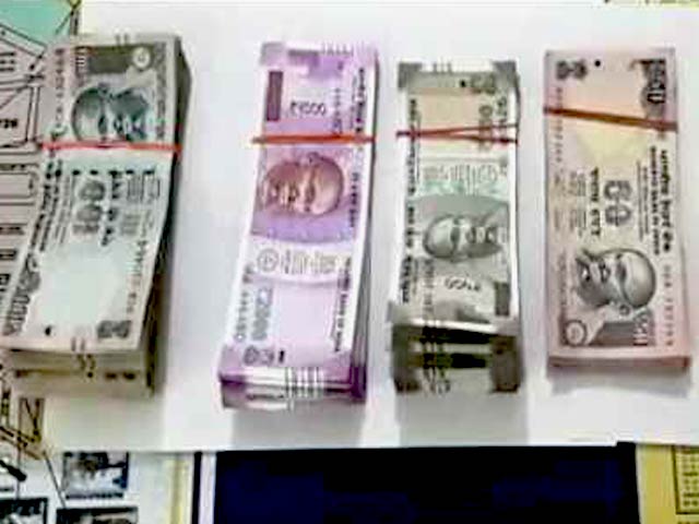 दिल्ली : एटीएम से नकली नोट निकलने के मामले में एक गिरफ्तार