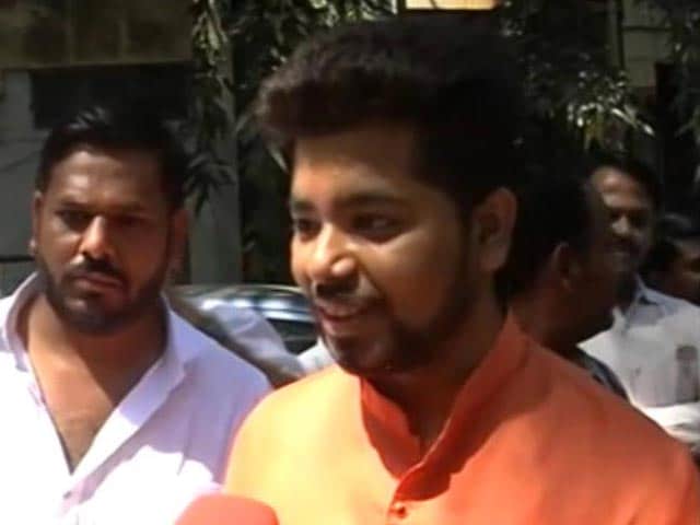 Video : In Harshad Karkar, 23, MBA Student, Mumbai Gets Its Youngest Corporator