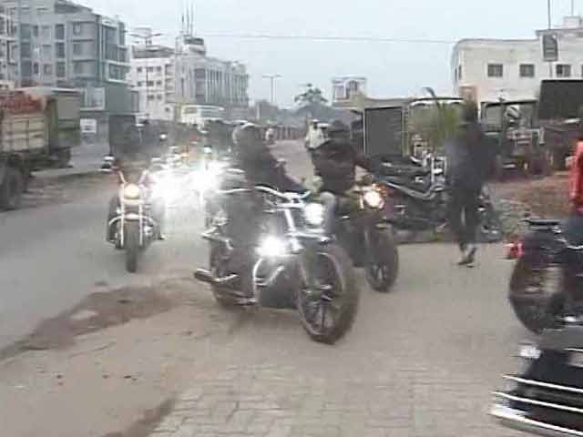 USL Diageo And Essar Oil Collaborate To Make Highways Safer