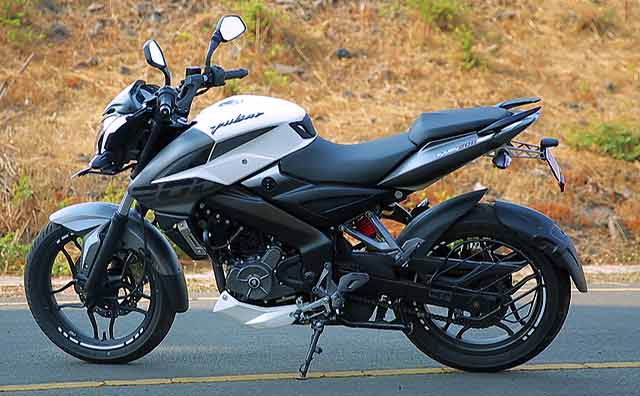Bajaj Pulsar NS200 Review