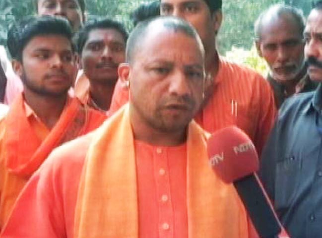 अखिलेश यादव सरेआम झूठ बोलते हैं- योगी आदित्यनाथ