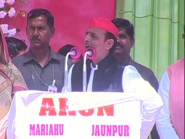 Video : UP Elections: Akhilesh Yadav's 7-Rally Marathon