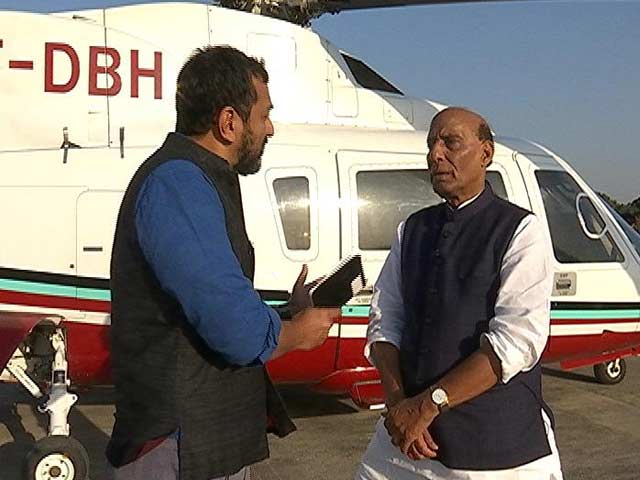 Video : 1000s Came For My <i>Jan Sabha</i> When I Was UP Chief Minister: Rajnath Singh