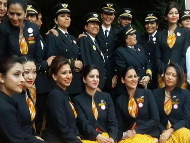 Video : एयर इंडिया ने बनाया वर्ल्ड रिकॉर्ड, पूरी तरह से महिला क्रू के साथ लगाया दुनिया का चक्कर
